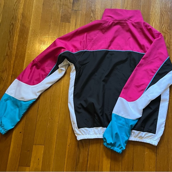 Authentic Nike Jacket - Picture 11 of 15